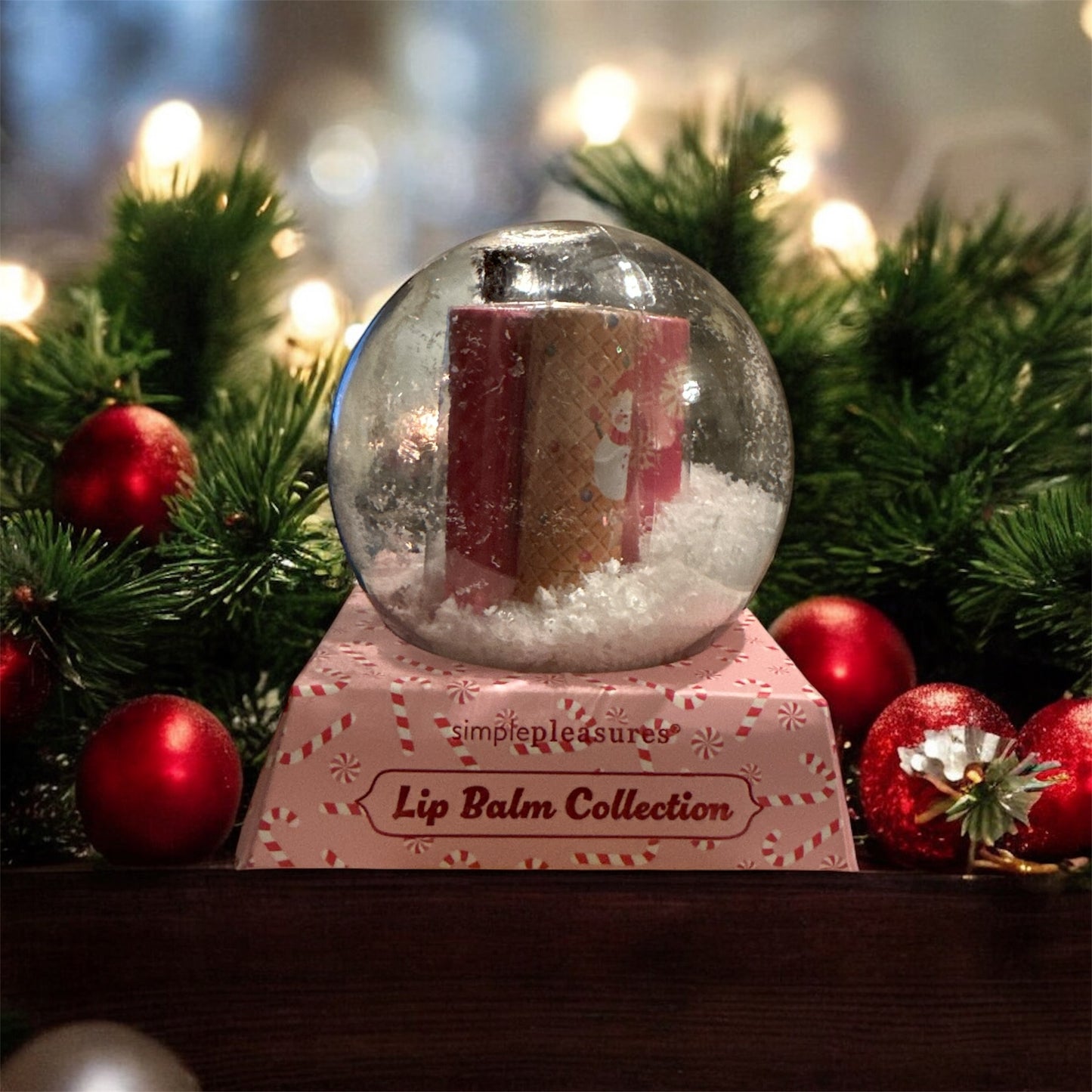 Coffret Boule de Noël avec 4 Baumes à lèvres