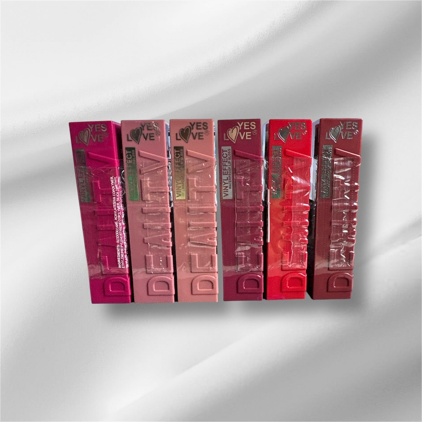 ROUGE A LEVRES VINYL EFFECT YES LOVE