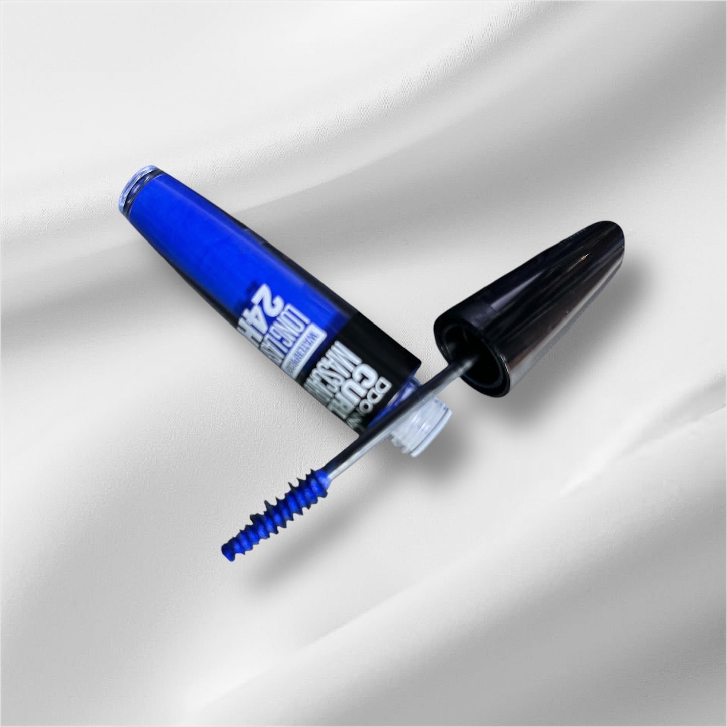 MASCARA Waterproof 24 h D'DONNA